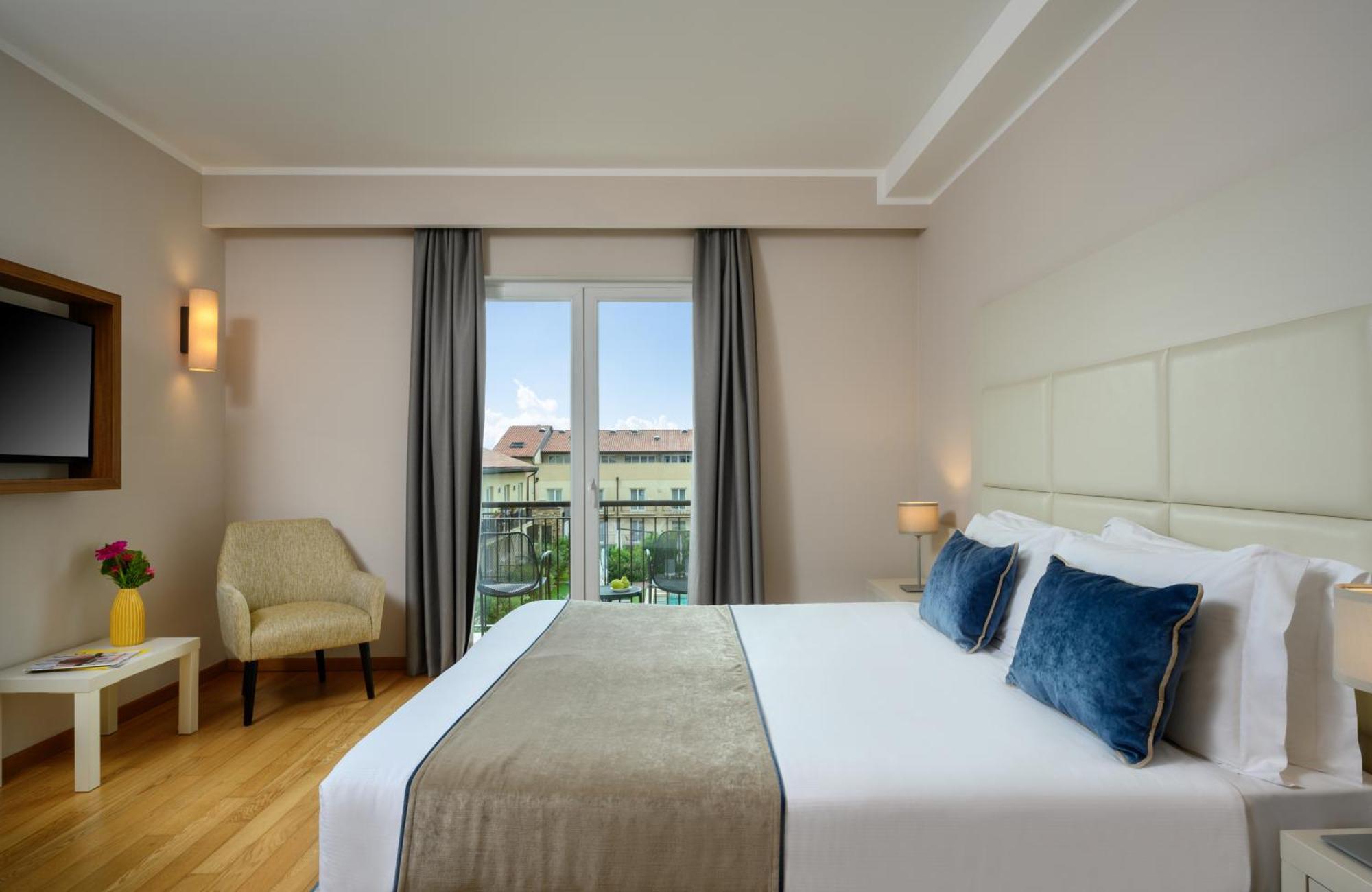 Hotel Leonardo Di Garda - Wellness And 4*