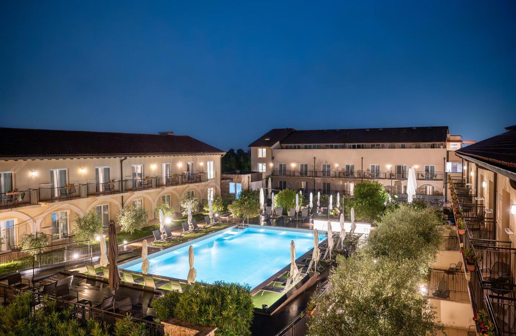Leonardo Di Garda - Wellness And Hotel